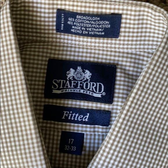 Stafford men’s gray checkered dress shirt - Picture 3 of 4